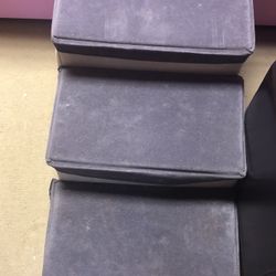 Dog/Cat Stairs For High Bed. 