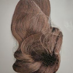  brown synthetic wig