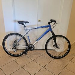 GT Outpost Mountain Bike (X-Large) for Sale in Tucson, AZ