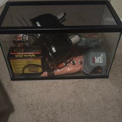 2 Reptile Terrarium Tanks With Multiple Lights And Decorations