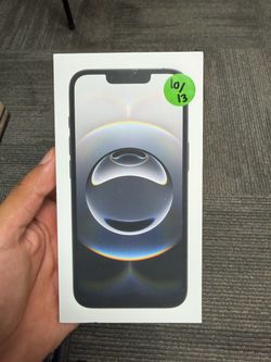 iPhone 16e