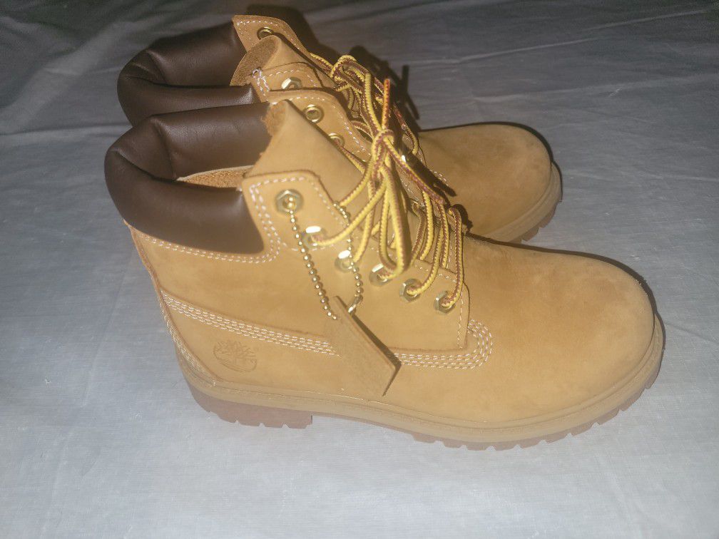 Timberland Boots Youth Size 2
