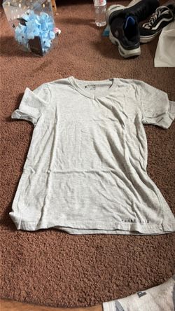 3 v-neck shirts