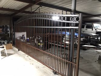 Cercas de metal y madera y portones estimados gratis