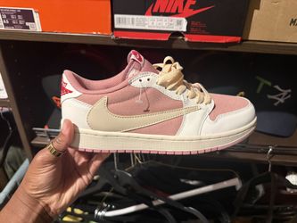 Nike Air Jordan 1 Retro Low OG x Travis Scott Sail Shy Pink'