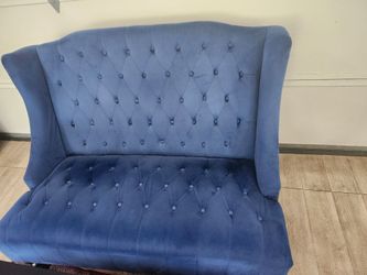 Loveseat - mint condition