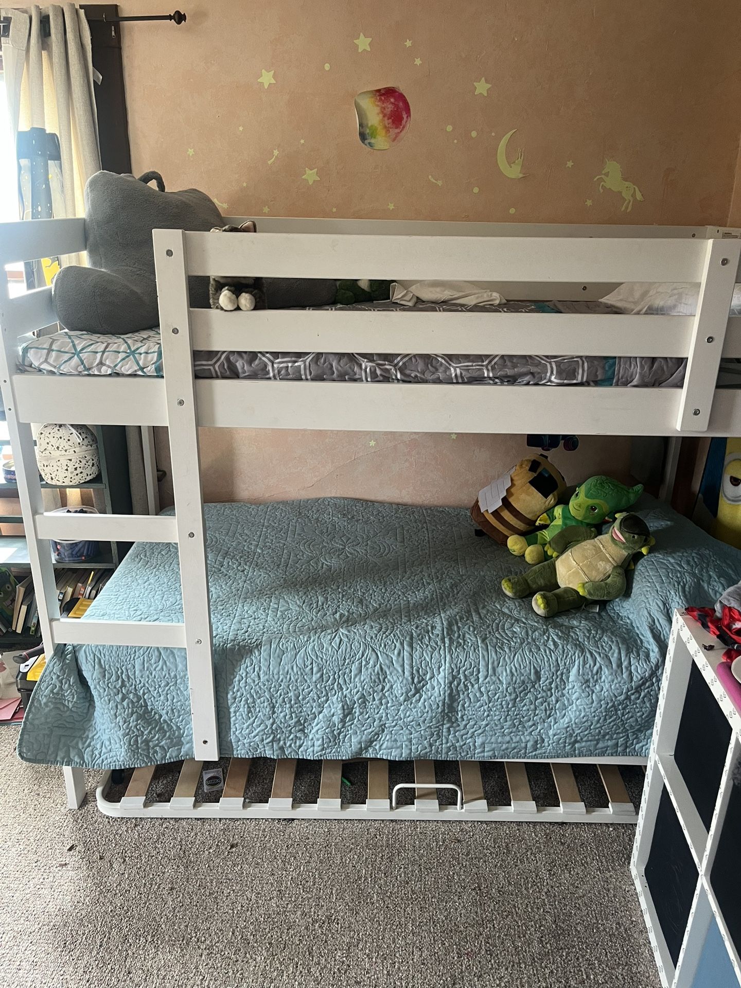 Bunkbeds With Pull Out Trundle Bed