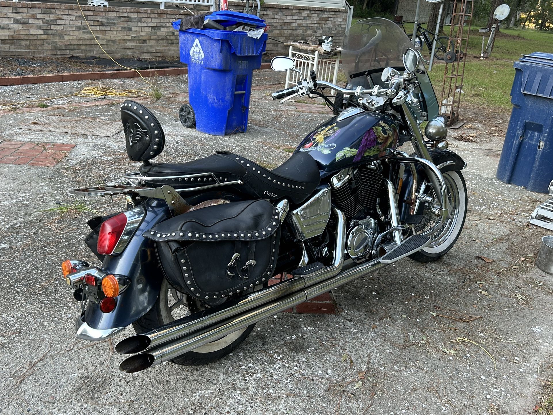 2001 Honda VTC1100