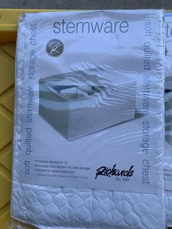 Quilted Stemware Storage Case in White, NEW 