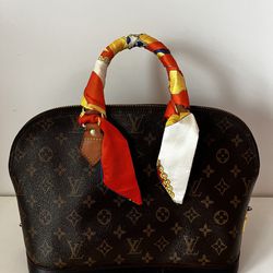 Beautiful Louis Vuitton Monogram Alma Bag