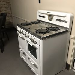 Antique stove O’keefe & Merrit REDUCED