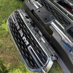 2019-2024 dodge ram 1500 grille