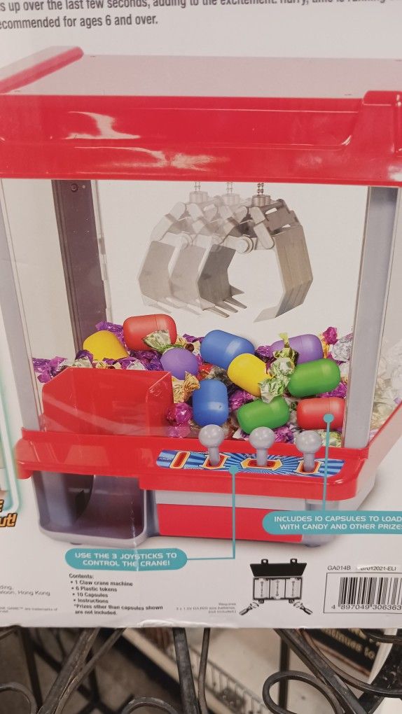 ARCADE Claw Crane GAME 