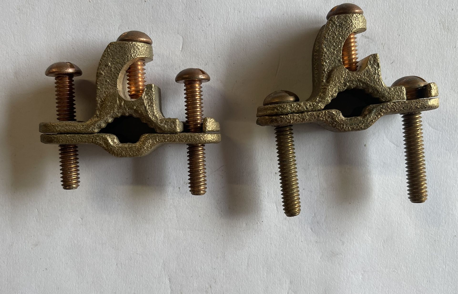 BURNDY C11K16D Ground Clamp with Lay-in Lug, 3/8 to 1 in Rod, 10 to 2 AWG Conductor, Copper/Silicon Bronze