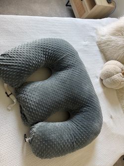 Twin Z pillow