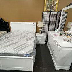 Queen Size 6 Piece Bedroom Set 