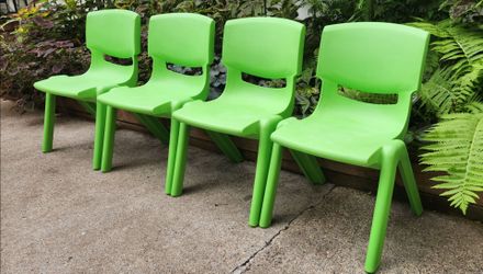 Set of 4 Green Plastic Kids Chairs