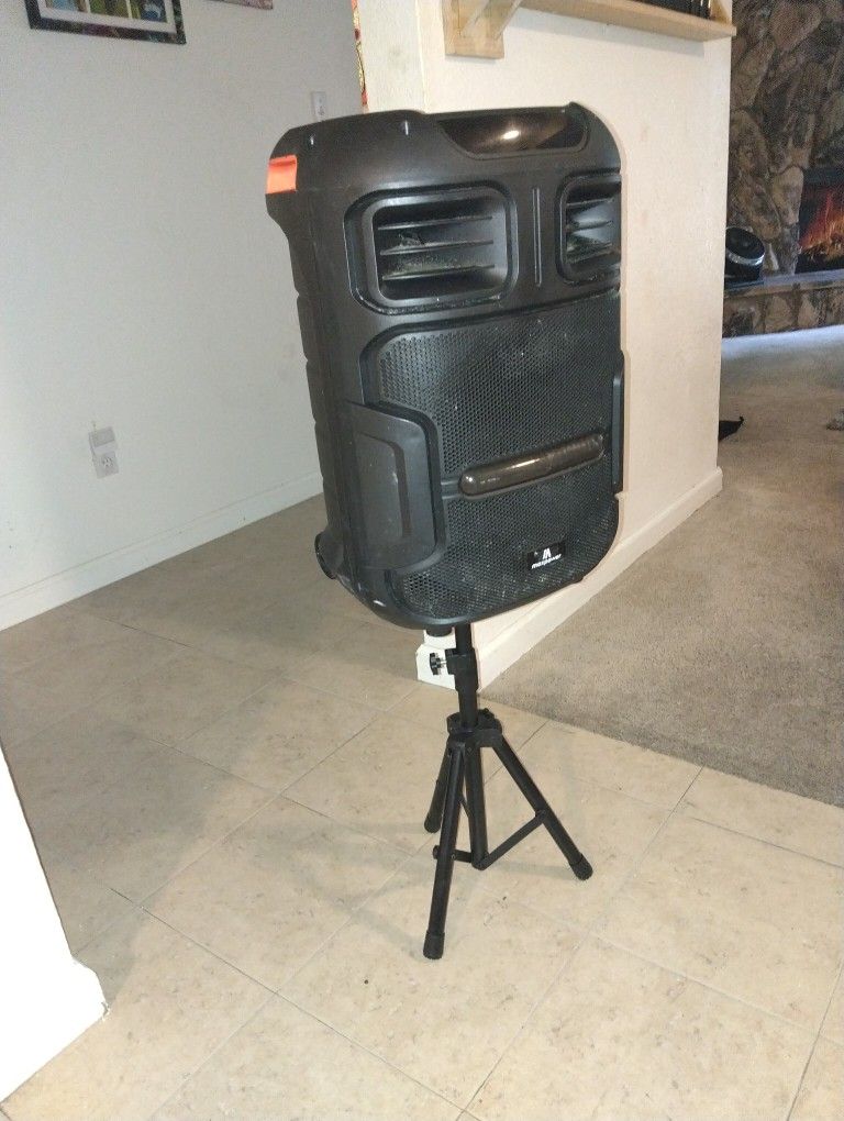 Max power Battery Operated 12" Subwoofer