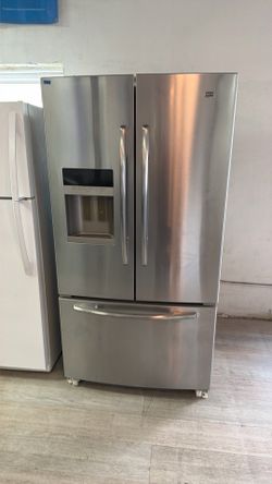 Maytag French Door Bottom freezer refrigerator