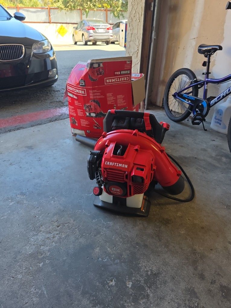 Leaf Blower