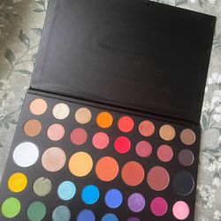 Make Up Lot
