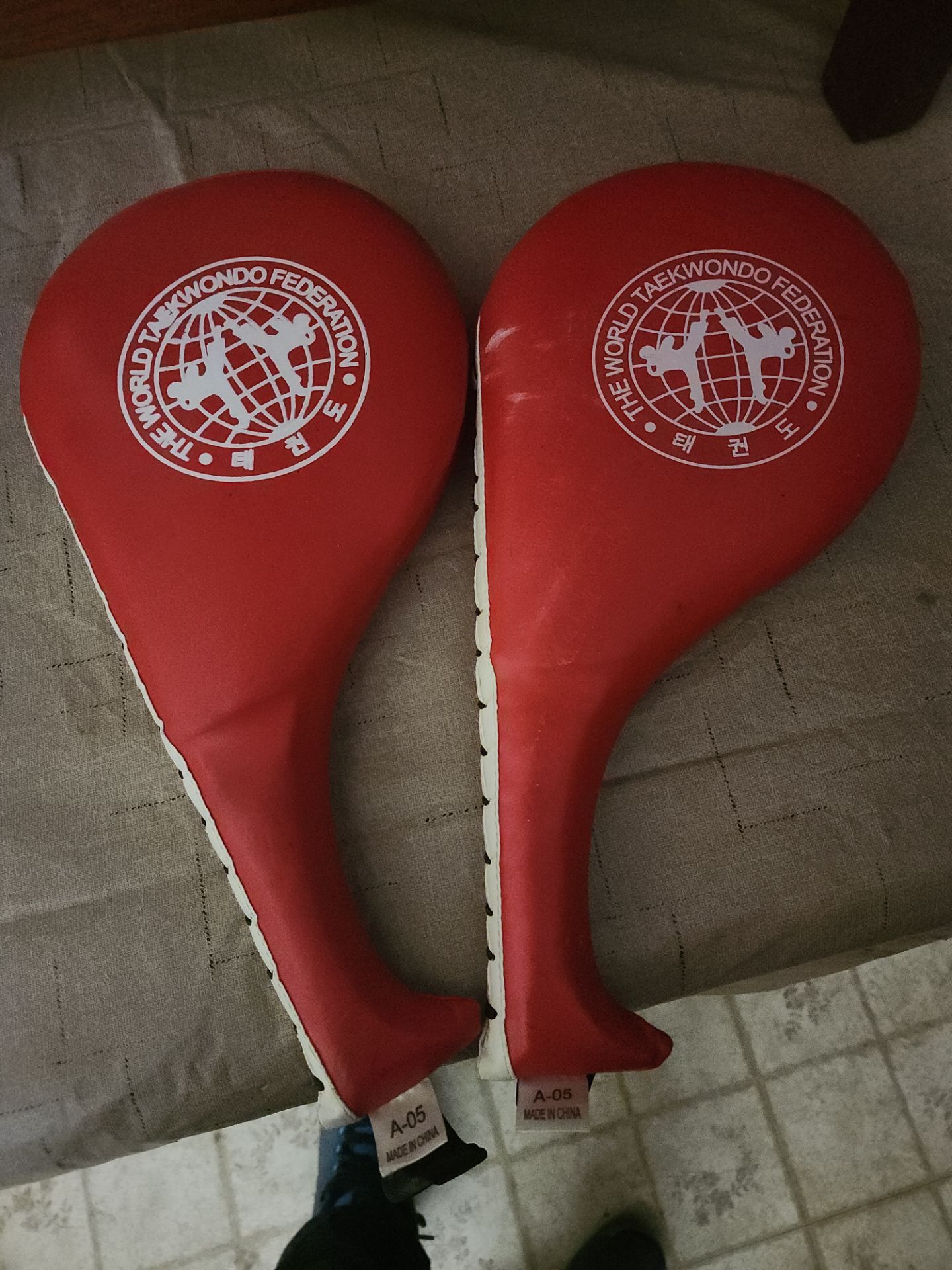 Takwando kicking pads
