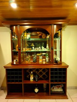 Bar cabinet