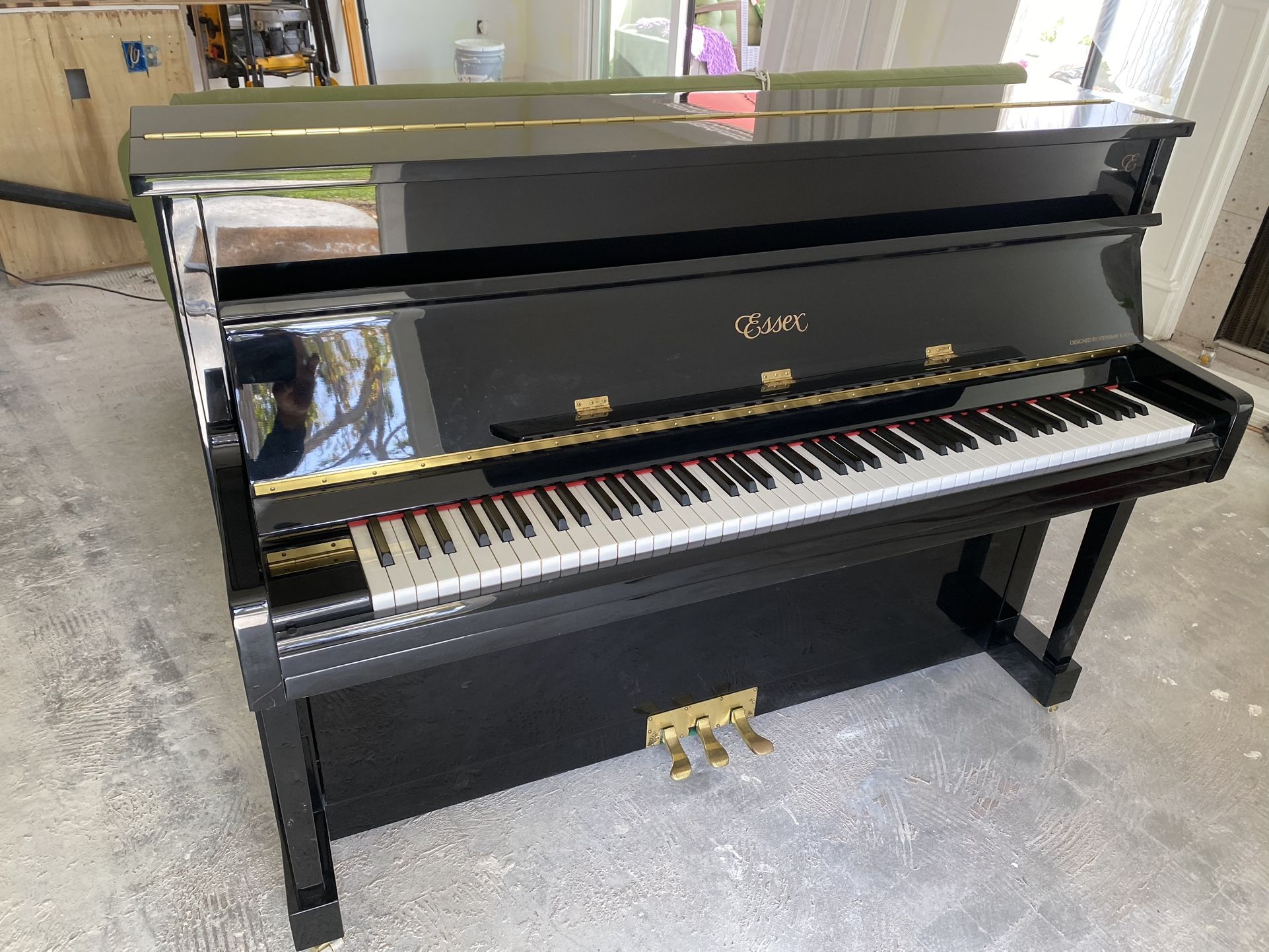 Essex Upright Piano