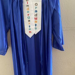 Kinder Graduation Robe 