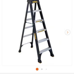 Dewalt 6’ Ladder - Black