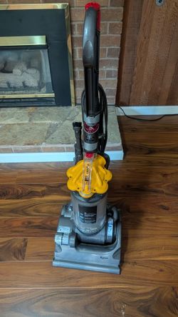 Dyson Vacuum with attachments