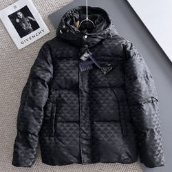 Prada Men’s Winter Coat 2025 New 