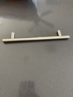 Kitchen Handles And Knobs
