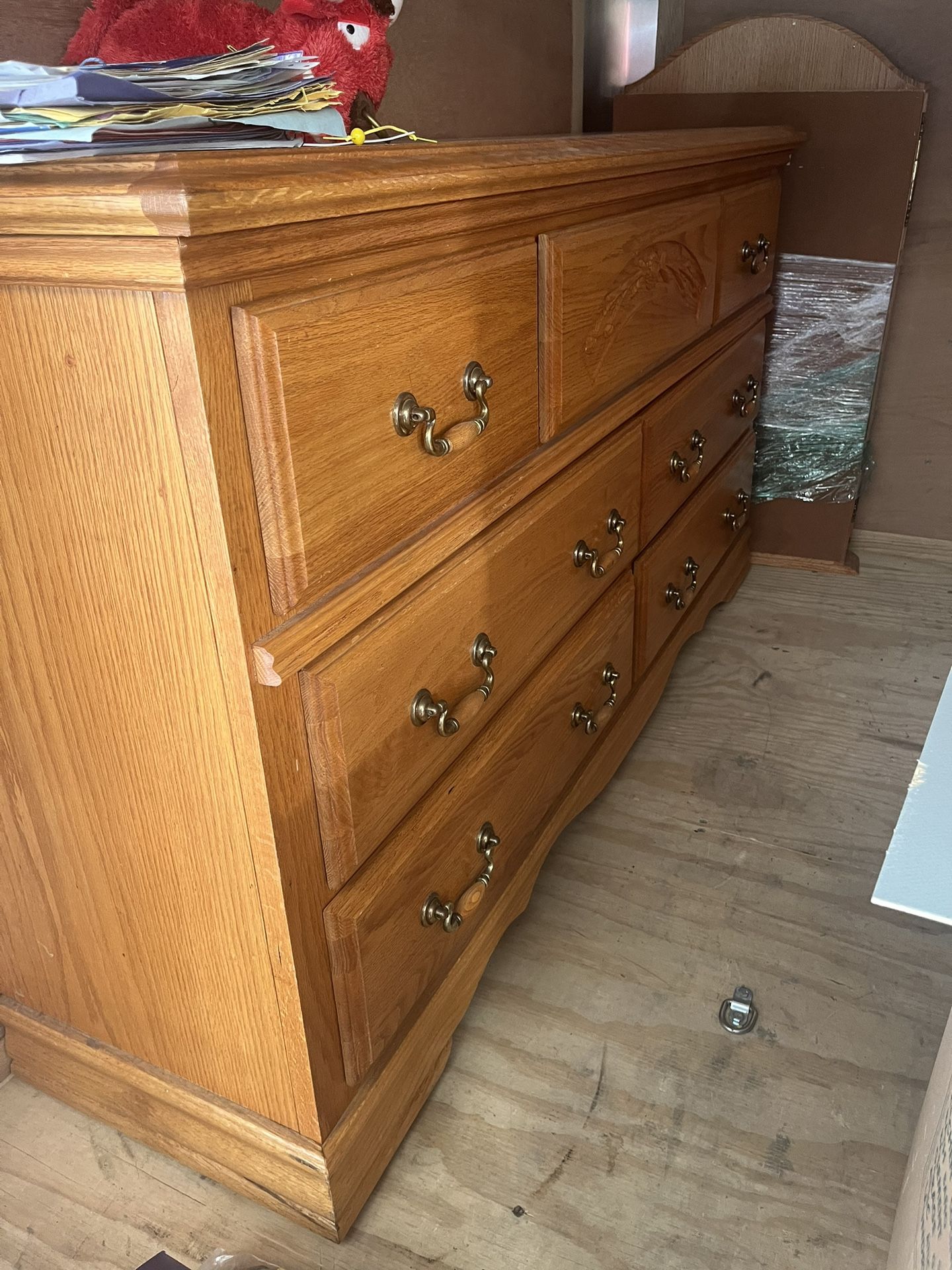 Dresser