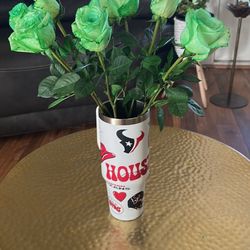 100 Fresh Green Roses… Stock up for St. Paddy! 