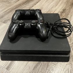PS4 Slim (CUH-2115B)