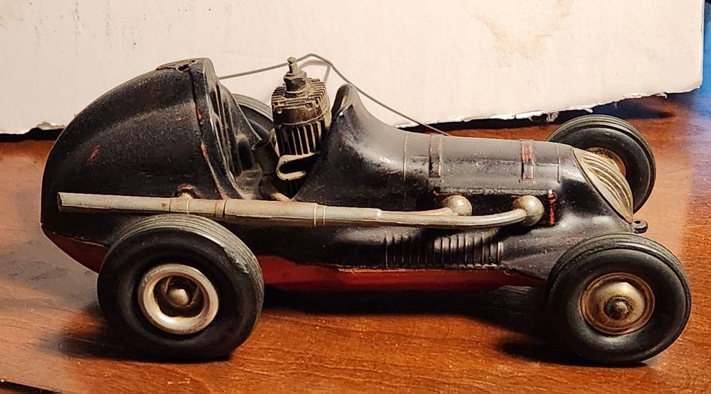 Roy Cox Thimble Drome Champion Tether Car