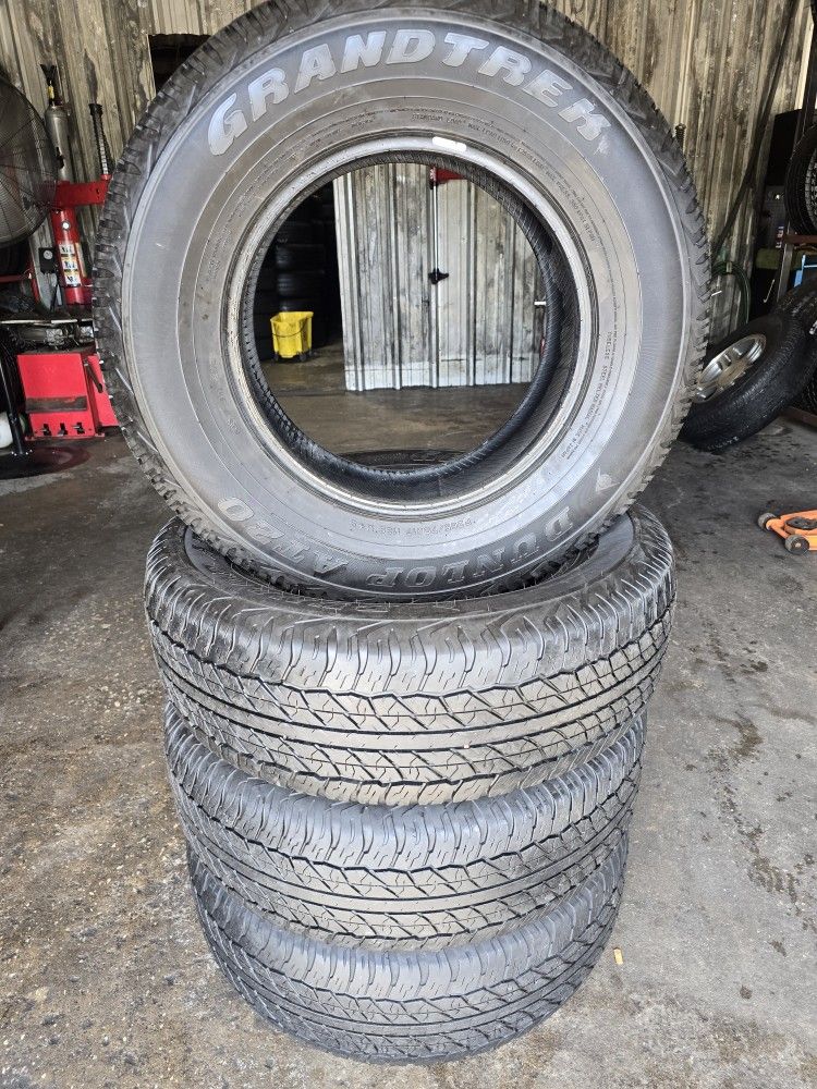 17 INCH TIRE 265/70R17 DUNLOP AT 20 GRANDTREK