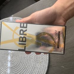 Yves Saint Laurent LIBRE L’Absolu Platine Eau de Parfum 90ml / 3.0oz – Brand New & Authentic