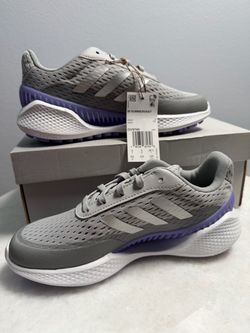 Adidas women summervent size 5.5