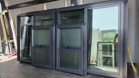 BLACK VINYL WINDOWS 🪟 