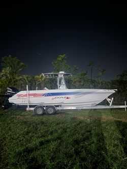 Boat DONZI 2003 29 ft