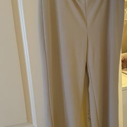 Soho women’s pants size L