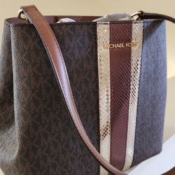 Michael Kors Shoulder Bag