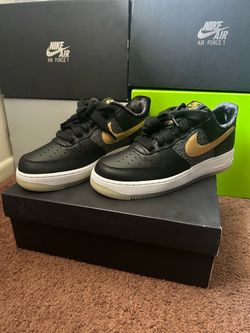 Nike Air Force 1 Black Gold Sneakers