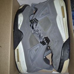Jordan Retro 4s Sz 6