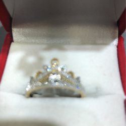10 karat solid gold beautiful crown diamond ring for your queen all natural diamonds