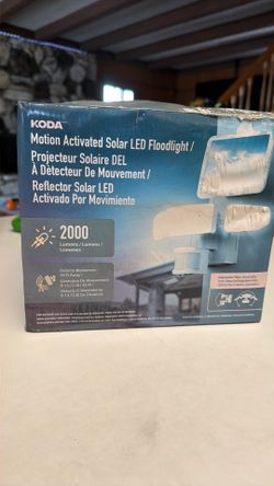 Motion activated solar led floodlight