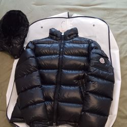 Moncler Jacket Size Small Clean !!