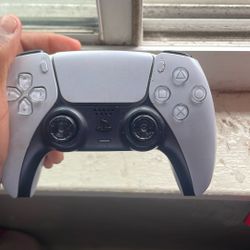 White Ps5 Controller 